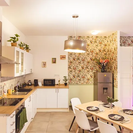 Apartment Victoria's Danube View *