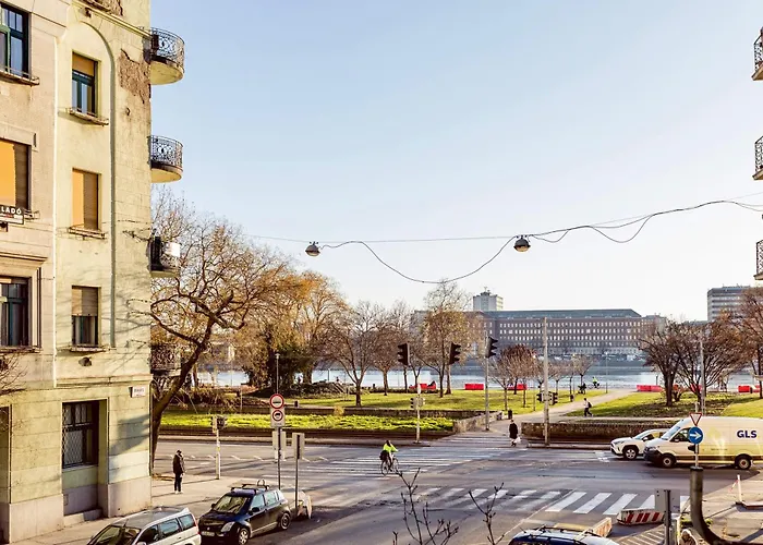 Victoria's Danube View * بودابست