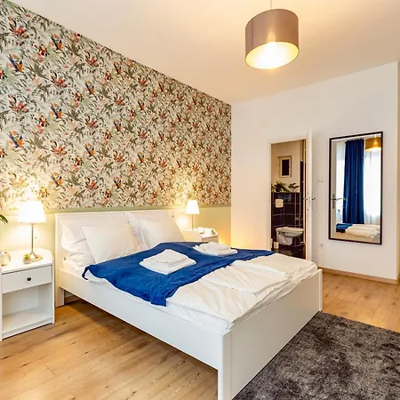 Apartament Victoria's Danube View *