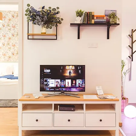 Apartament Victoria's Danube View *